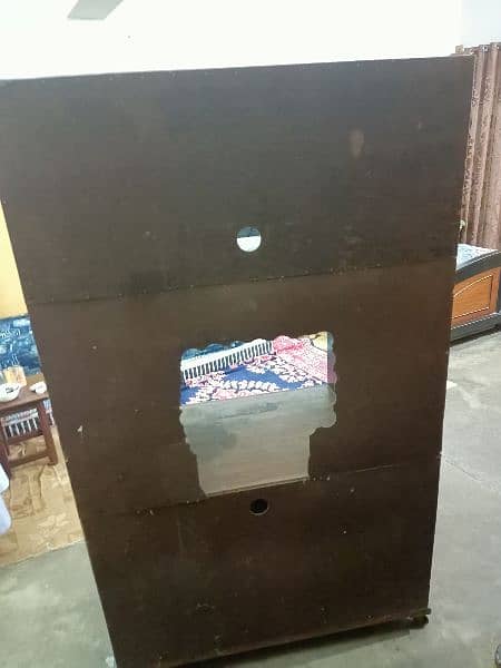 showcase and Tv almari for sale in reasonable price 3