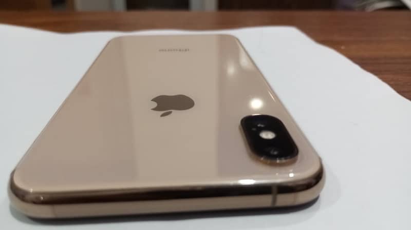 iPhone XS waterproof 64 gb non pta 1