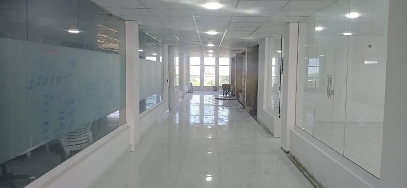 1490 sq ft hall space for any corporate business in saddar rwp 10