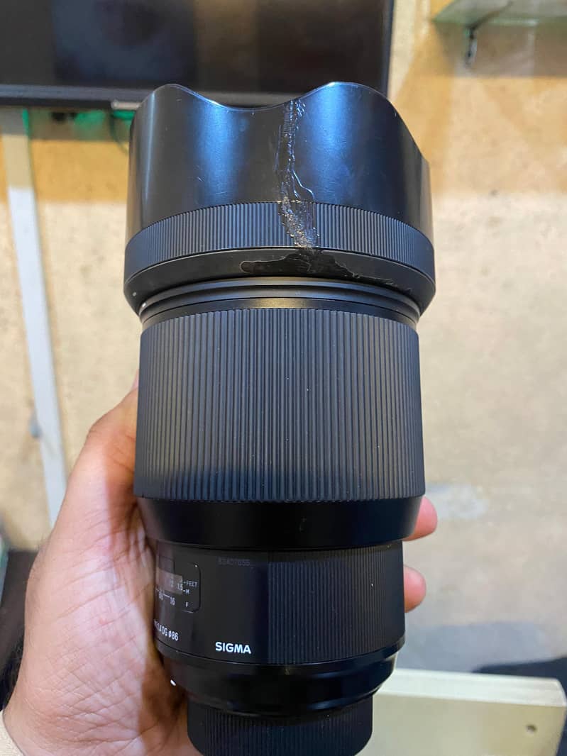 Sigma 85mm f1.4 DG HSM art Nikon mount for sale in 10/9.5 5