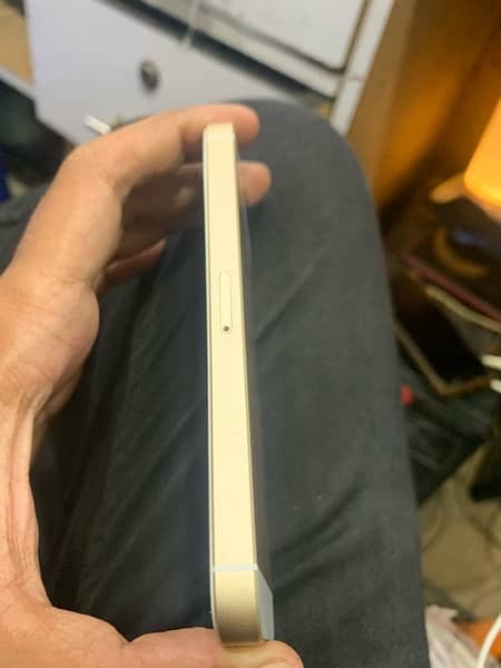 IPhone 5se 64gb Gold 2