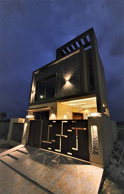 5 Marla Designer House Available for Rent in DHA Lahorer 1