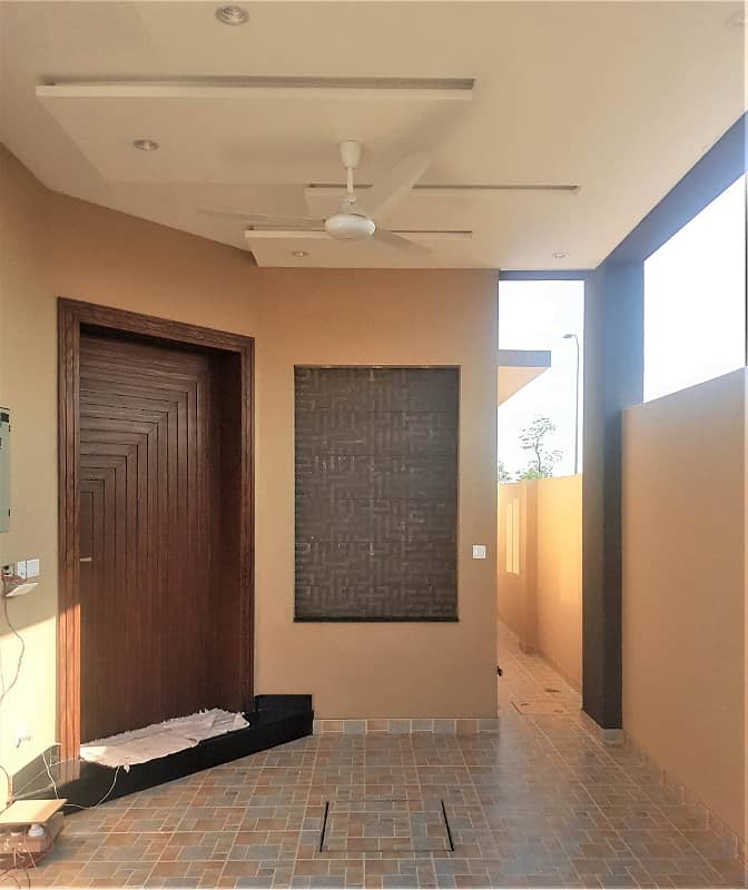 5 Marla Designer House Available for Rent in DHA Lahorer 2