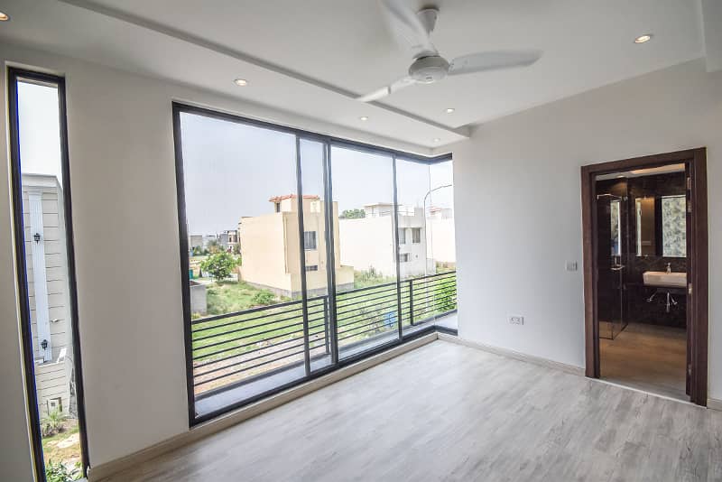 5 Marla Brand New Top Class House Available for Rent in DHA 27