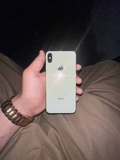 iphone Xs Max ( Golden Colour )