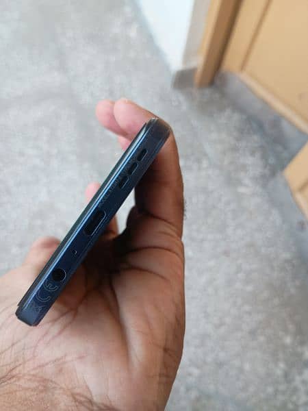 Moto g84 5g (12+12gb, 256) 5