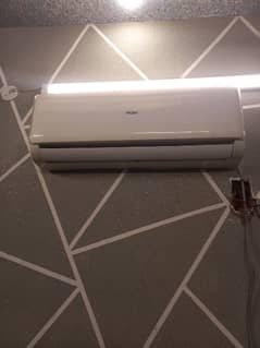 urgent sale 1 ton AC haier