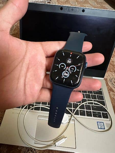 Apple Watch Series 7 45mm 7