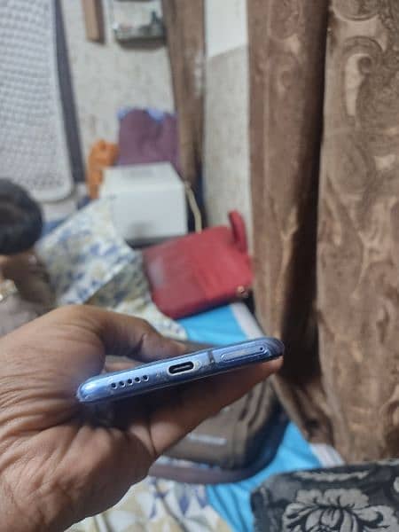 ONEPLUS 7T FOR SALE 10/9 CONDITION 2