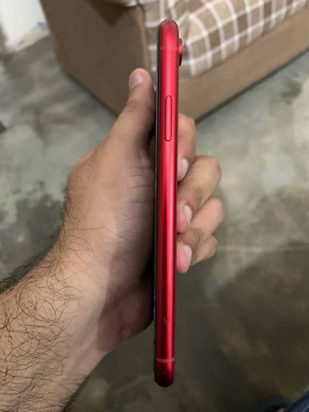 Apple iPhone XR (64 GB) | Non PTA | Red color | 100% Genuine 4