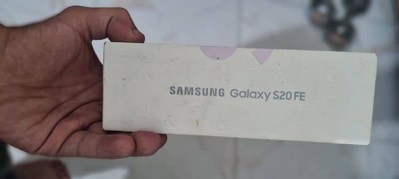 Samsung S20 fe official pta approved good condition 5