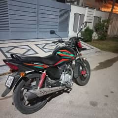 Honda cb125F