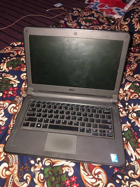 Dell laptop core i3 4th generation 128gb ssd hard 2