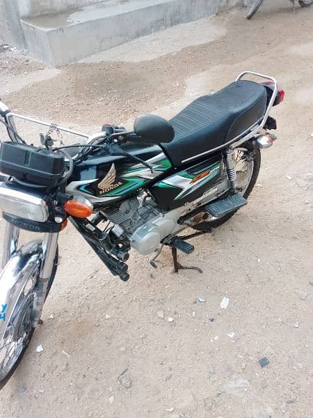 Honda CG-125 (All Punjab Number) in Good Condition 2