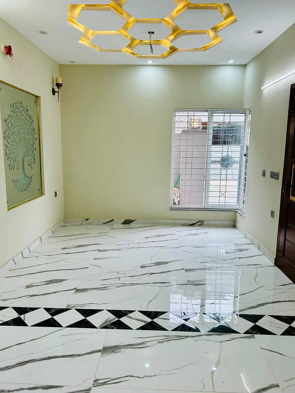 5 Marla Brand New House Are Available For Sale in Tulip Extension Block in park view city Lahore 6