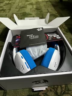 REDRAGON H848 BLUETOOTH WIRELESS GAMING HEADPHONE (BLUE)