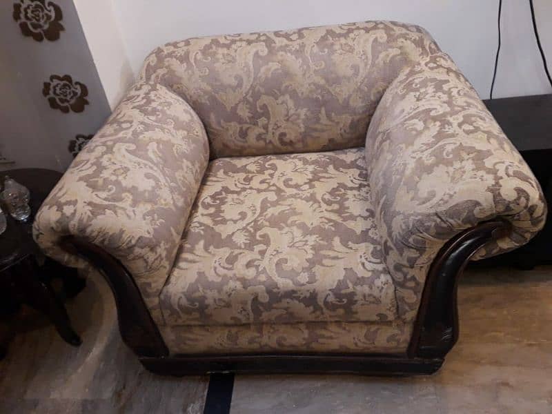 Sofa set for sale 3