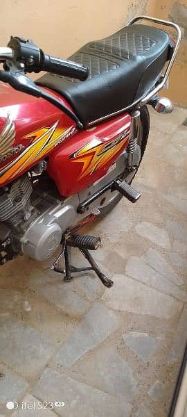 Honda 125cc 7