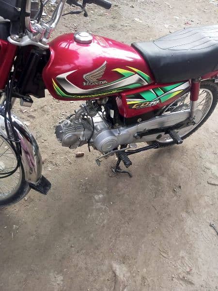 HONDA CD 70 MODEL 2022 5