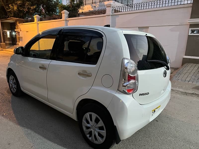 Toyota Passo 2010/2013 plus hana C 1st owner top of the line original. 7