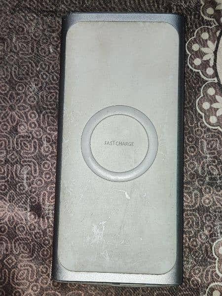 sell  wireless Power bank 10000mah used condition 0