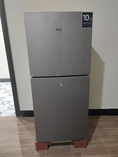 HAIR HRF-216EBS-01 SMAL SIZE  NEW FRIDGE 0