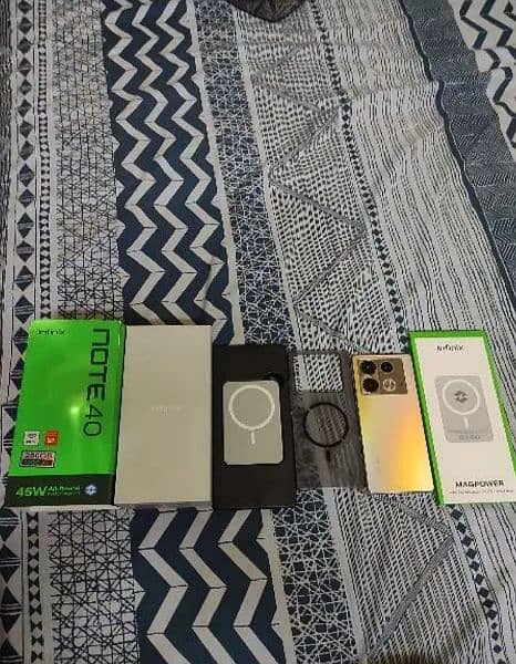 Infinix Note 40 With all accessories 10/9.5 condition 0