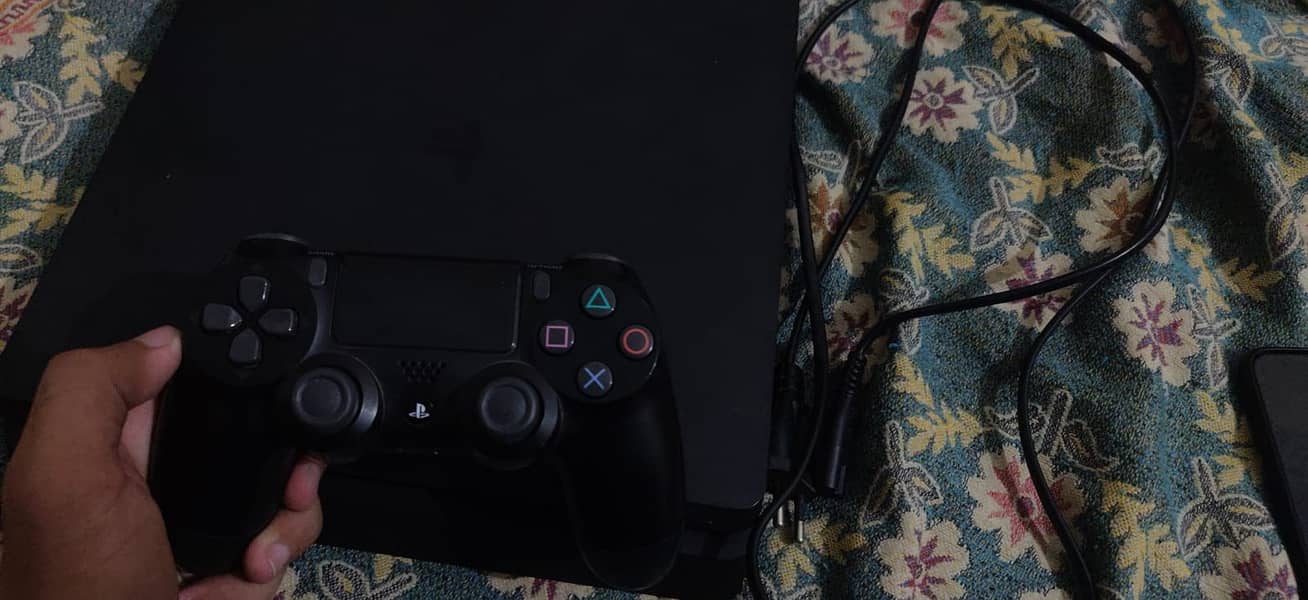 Ps4 Slim 1Tb For Sale | Playstation4 Slim 10/10 Conditon (Final Price) 4