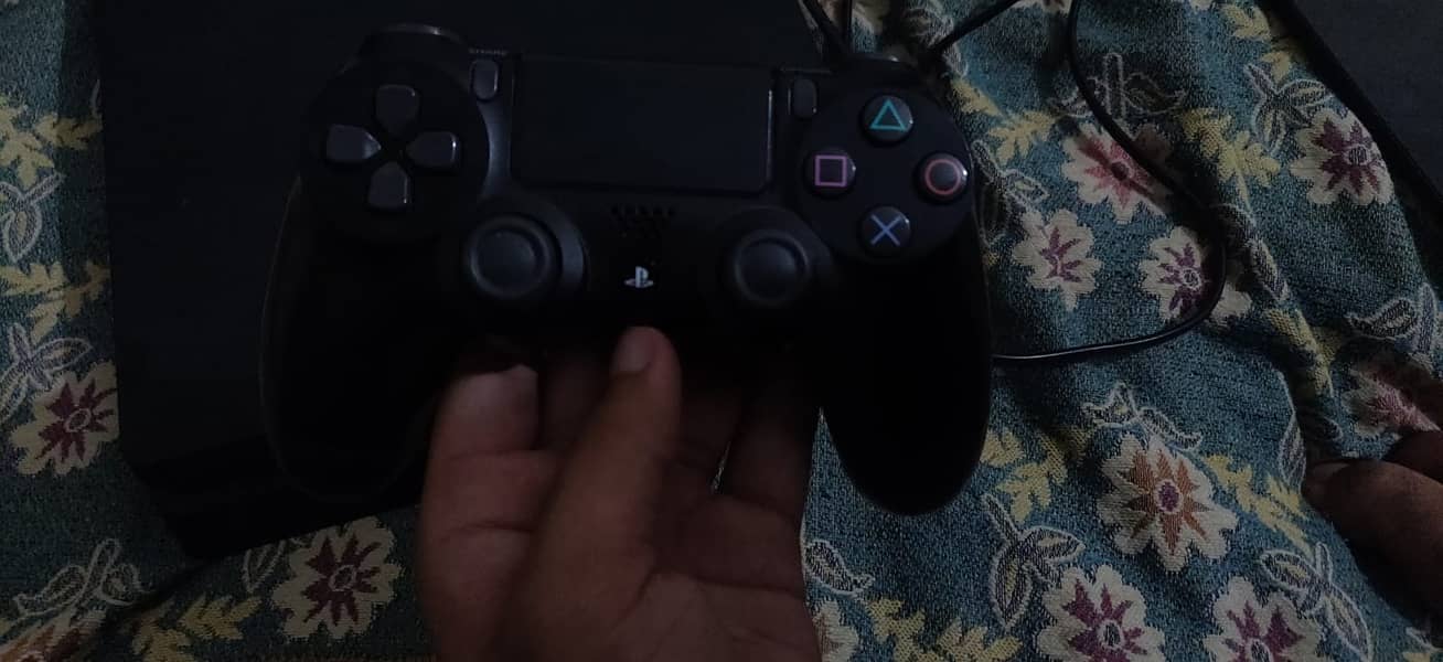 Ps4 Slim 1Tb For Sale | Playstation4 Slim 10/10 Conditon (Final Price) 5