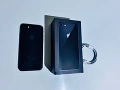 IPHONE 8 with box and cable ganiune phone mint condition