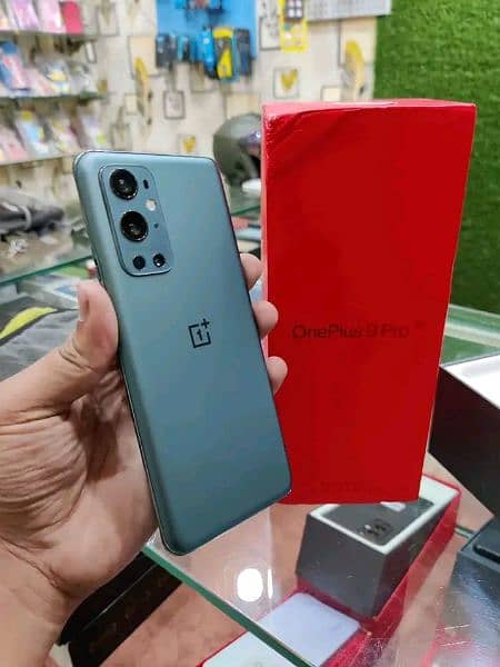 OnePlus 9pro 12/256 GB 03220889193 my what'sap 1