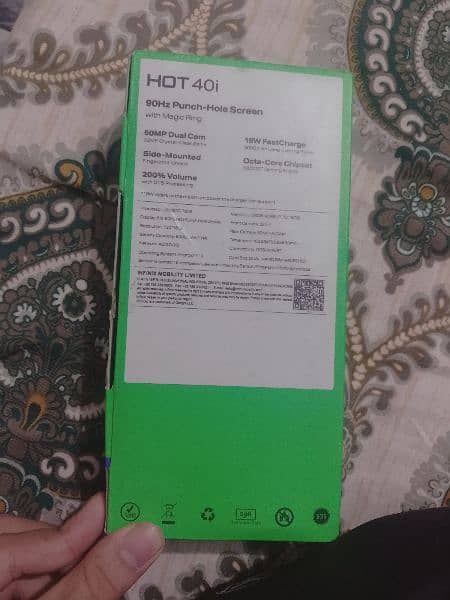 INFINIX HOT 40i 5