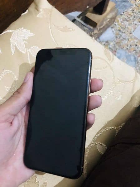 IPHONE 11 PRO  256GB 1