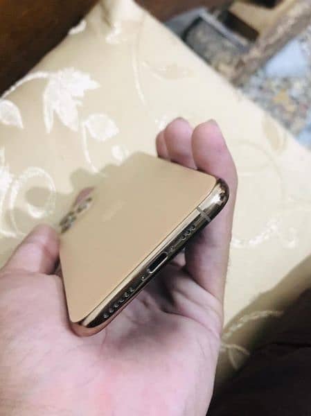 IPHONE 11 PRO  256GB 2