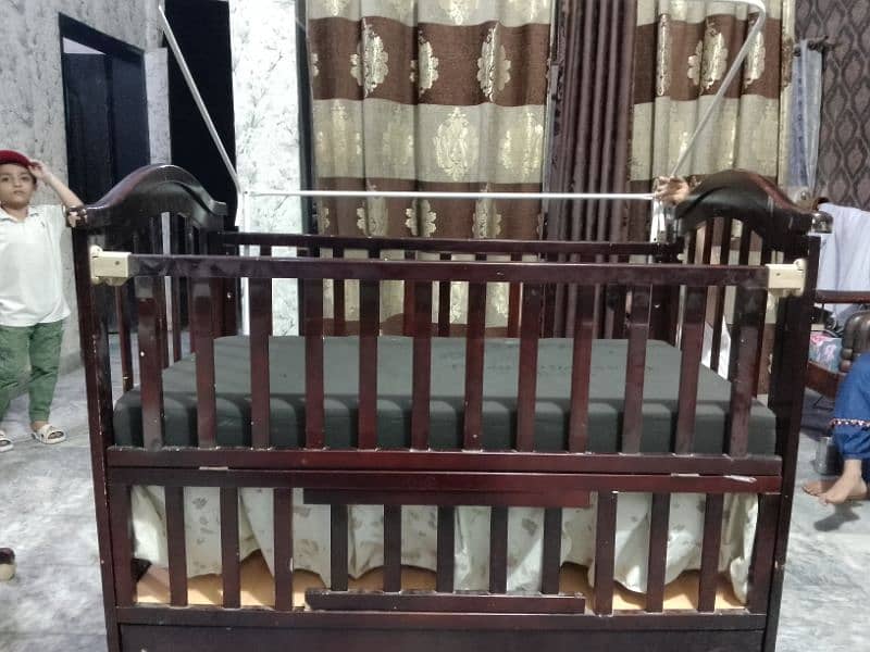 Baby Bed  New condition with Altra feature 2