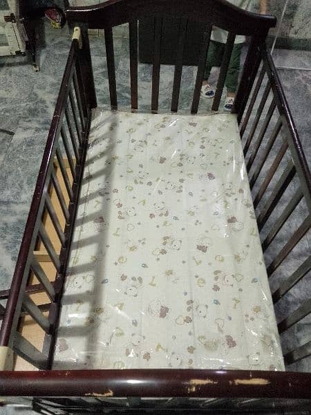 Baby Bed  New condition with Altra feature 3