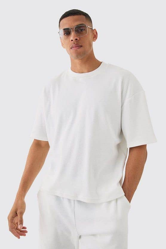 New Plain White Baggy T-Shirts UniSex Available - Custom Designs. 3