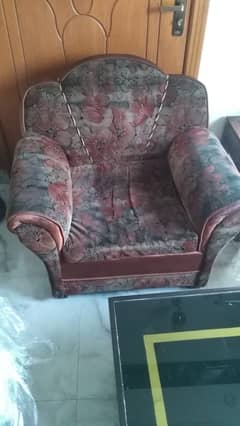 Excellent condition Sofa set for sale