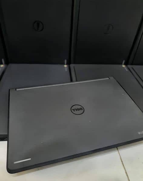 Dell Laptop Black Windows10 3