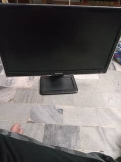 Samsung monitor for sale in new condition