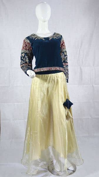 Bottle green velvet kurti with masuri lehnga and dupatta 1