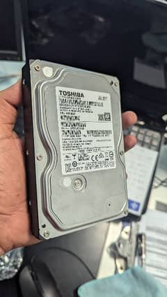 Toshiba 1TB Hard drive 3.5 v5