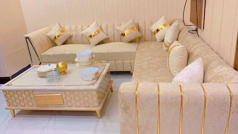 7 seater Cornor Sofa 0