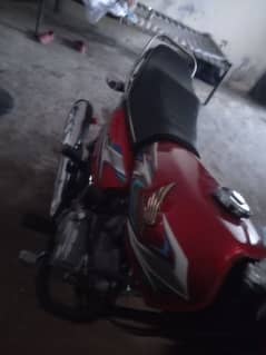 honda 125 new condition all ok