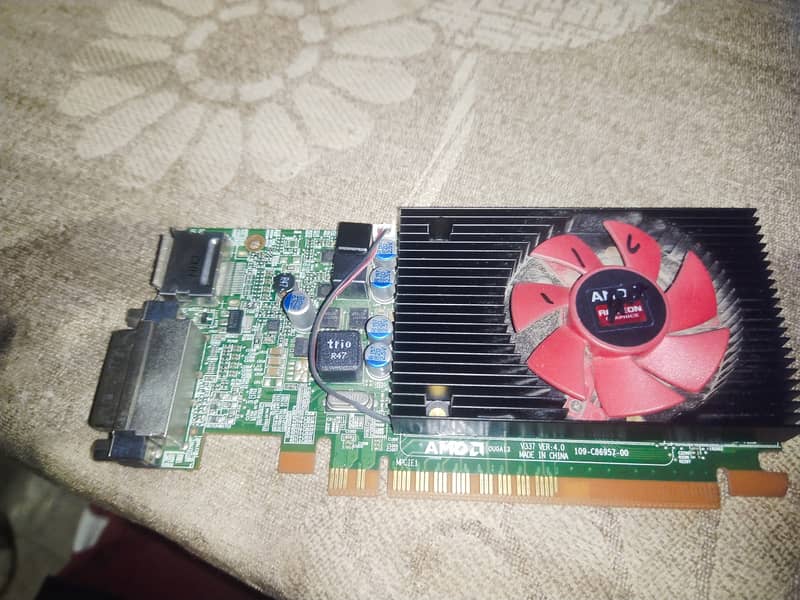 AMD R5 430 2GB DDR5 graphic card 2