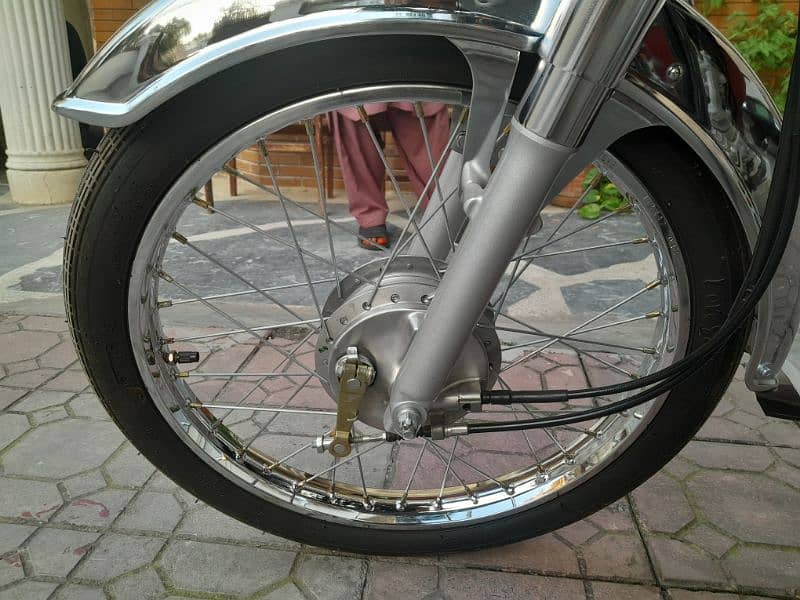 Honda CD 70 6