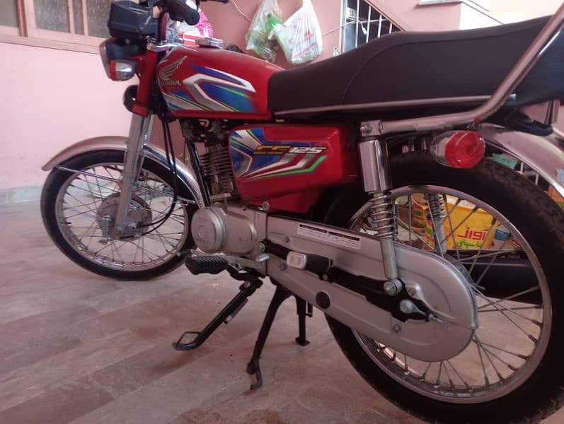 Honda 125 2022 4