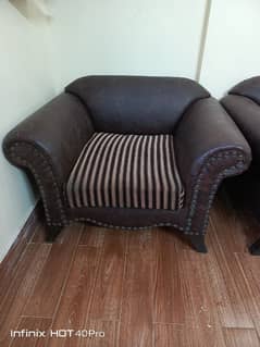 Old Sofa Set For Urgent Sale