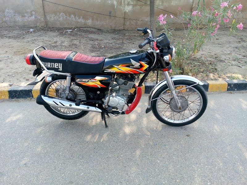 Honda CG 125 6