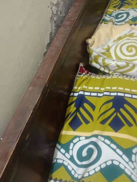 queen size bed with mattress for urgent sale 2